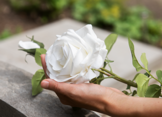 Quando o silêncio acompanha o cortejo